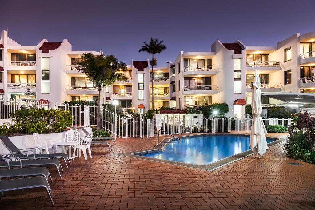 Alexandria Apartments Alexandra Headland Buitenkant foto